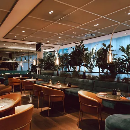 Radisson Blu Media Harbour Hotel, Düsseldorf