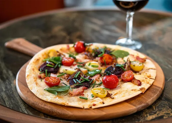 Hotel Radisson Blu Media Harbour Hotel, 4*