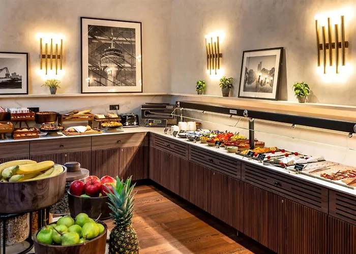 Radisson Blu Media Harbour Hotel,