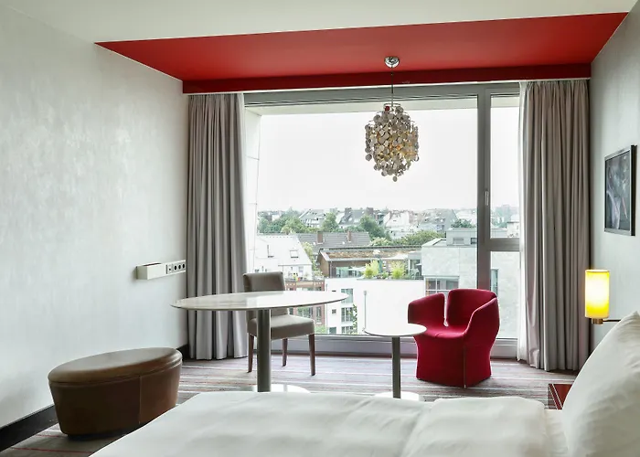 Radisson Blu Media Harbour Hotel, Hotel 4*