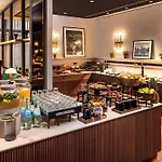 Radisson Blu Media Harbour Hotel, Ξενοδοχείο 4*