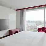 Radisson Blu Media Harbour Hotel, 4* דיסלדורף