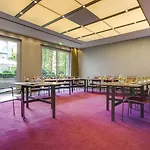 מלון Radisson Blu Media Harbour Hotel, 4*