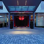 Radisson Blu Media Harbour Hotel, מלון