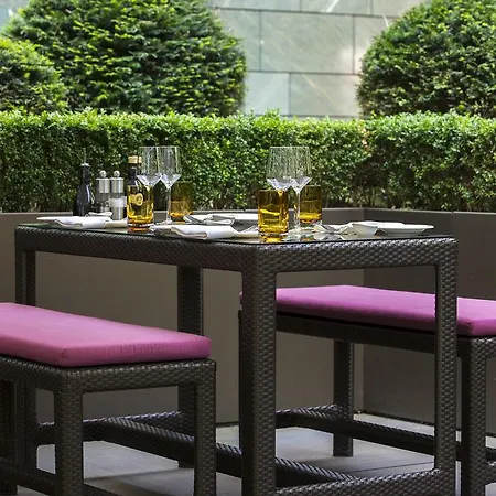 Radisson Blu Media Harbour Hotel, Ξενοδοχείο Ντίσελντορφ