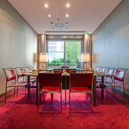 Radisson Blu Media Harbour Hotel, Ξενοδοχείο Ντίσελντορφ