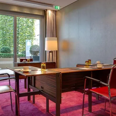 Radisson Blu Media Harbour Hotel, 4*