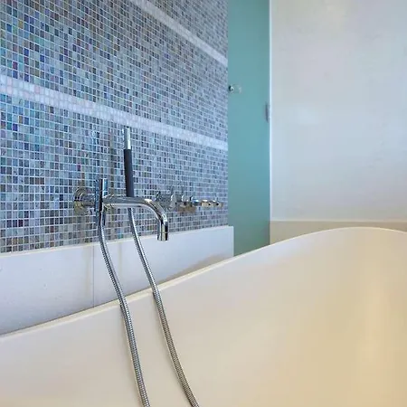 Radisson Blu Media Harbour Hotel, 4* Ντίσελντορφ
