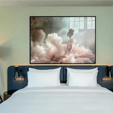 Radisson Blu Media Harbour Hotel, Ξενοδοχείο 4*