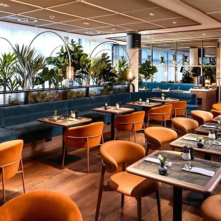 Radisson Blu Media Harbour Hotel, Hotel