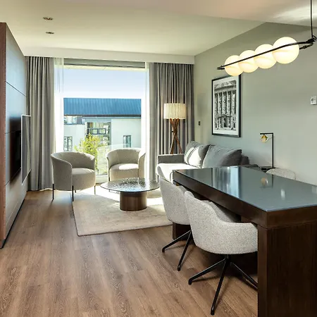 מלון Radisson Blu Media Harbour Hotel, דיסלדורף