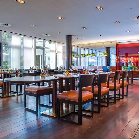 Radisson Blu Media Harbour Hotel, Ξενοδοχείο Ντίσελντορφ