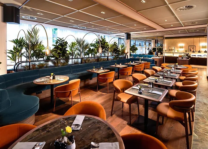 ホテル ラディソン ブルー メディア ハーバー デュッセルドルフ