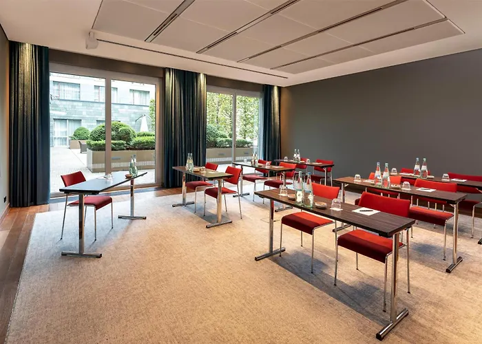 Radisson Blu Media Harbour Hotel, 4*