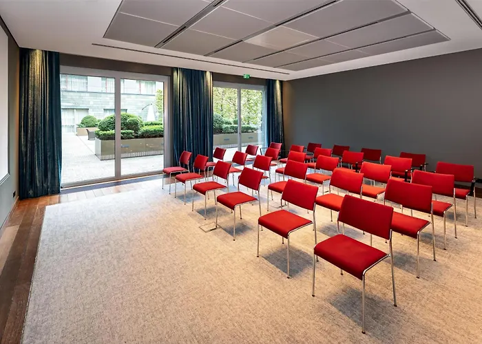 Radisson Blu Media Harbour Hotel, Dusseldorf