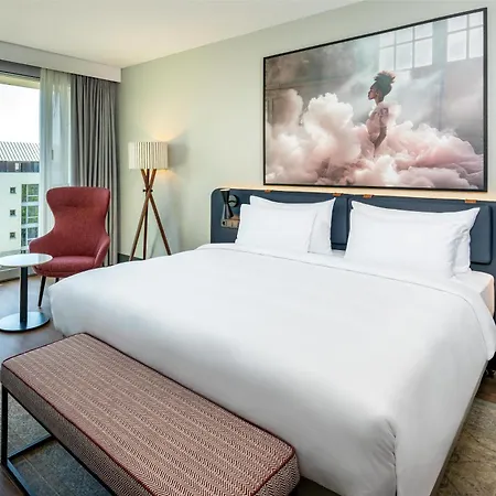 Radisson Blu Media Harbour Hotel, Hotel 4*