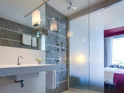 Radisson Blu Media Harbour Hotel, Hotel Düsseldorf