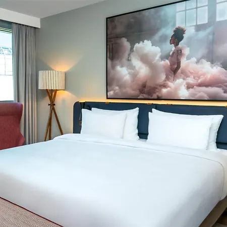 Otel Radisson Blu Media Harbour Hotel, 4*