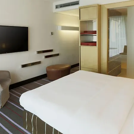 Radisson Blu Media Harbour Hotel, 4*