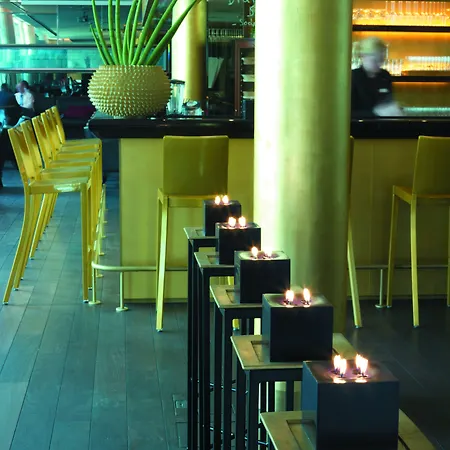 Radisson Blu Media Harbour Hotel, Otel 4*