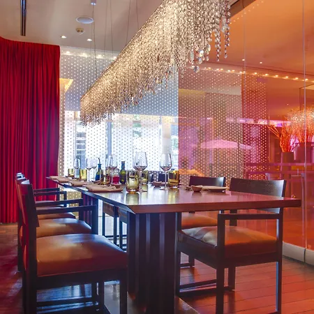 Radisson Blu Media Harbour Hotel, Hotel