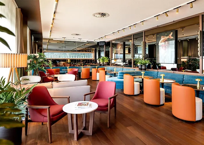 Radisson Blu Media Harbour Hotel, 4*